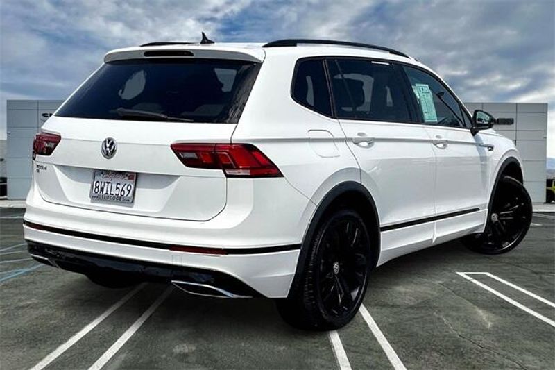 Used 2021 Volkswagen Tiguan 2.0T SE R-Line BlackImage 13