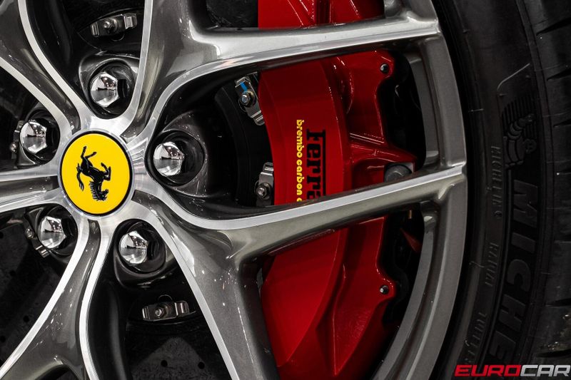 Used 2014 Ferrari F12 Berlinetta *CARBON FIBER LED STEERING WHEEL*Image 23