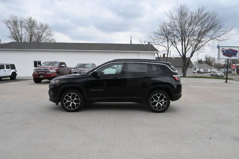 2025 Jeep Compass LimitedImage 6
