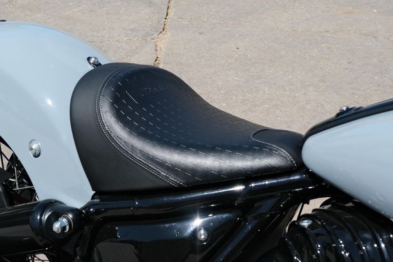 NEW 2025 INDIAN MOTORCYCLE CHIEF BOBBER DARK HORSE Image 12