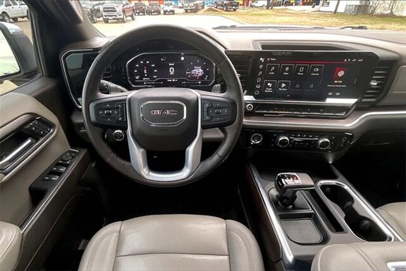 2022 GMC Sierra 1500 SLTImage 5