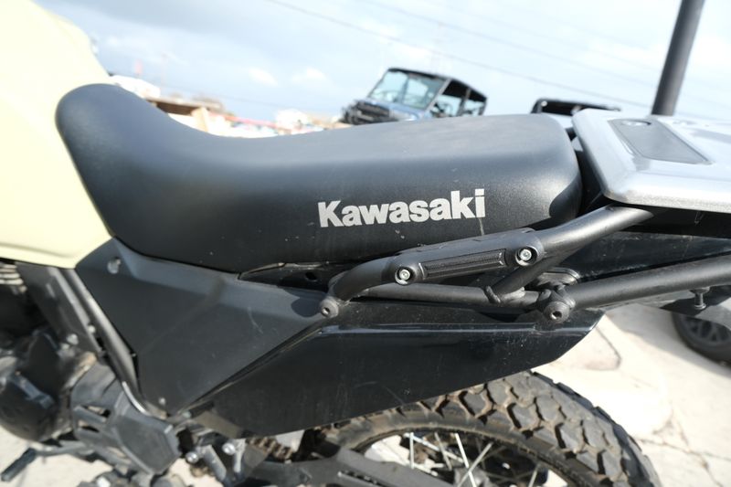 2022 Kawasaki KLR 650 ABS TANImage 15