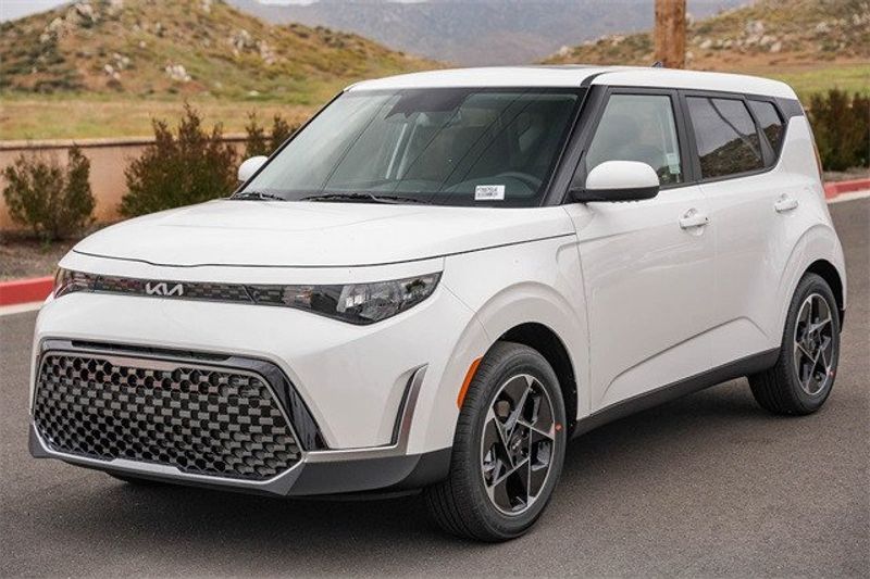 2024 Kia Soul EXImage 12