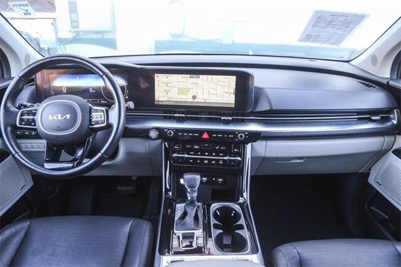 2022 Kia Carnival SX PrestigeImage 13