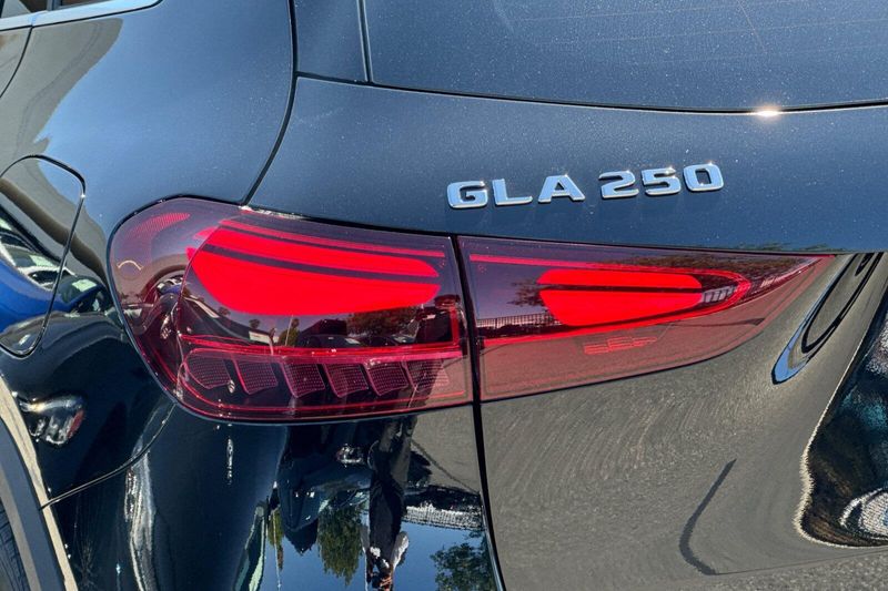 New 2026 Mercedes-Benz GLA-Class GLAGLA 250Image 23