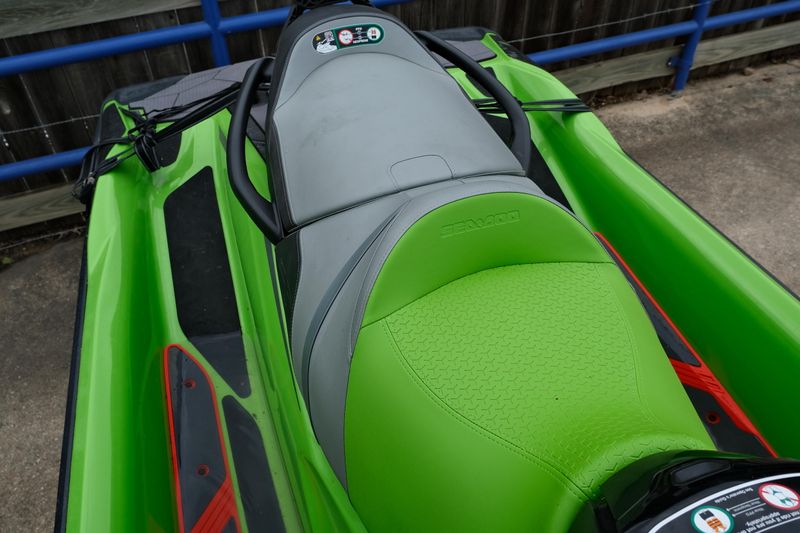 USED 2020 SEADOO PW RXTX 300 WITH SOUND Image 10