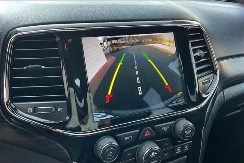 2021 Jeep Grand Cherokee Laredo XImage 21