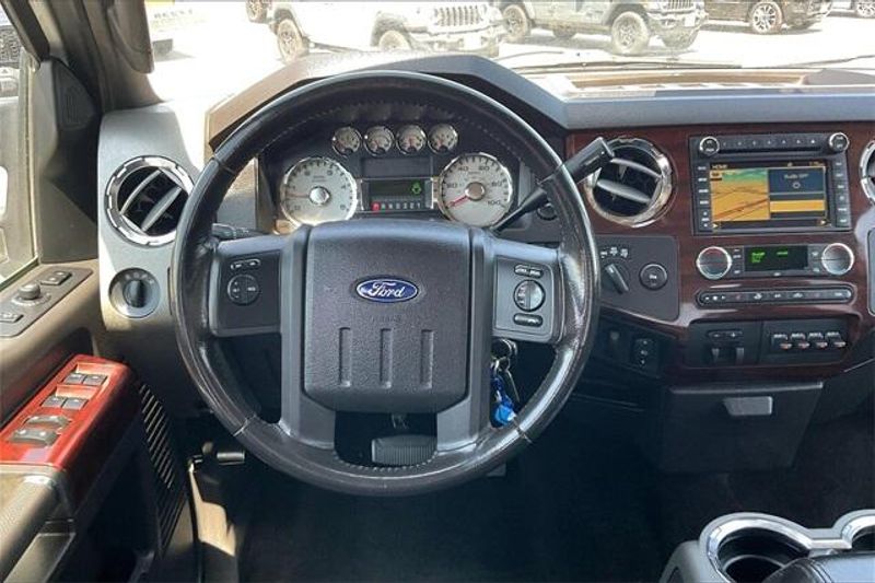 2009 Ford F-350 LariatImage 4