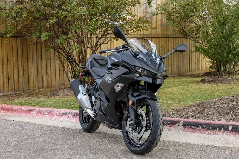 NEW 2026 KAWASAKI NINJA 500 Image 2