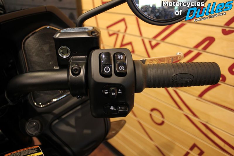 New 2024 Indian Motorcycle Challenger Image 11