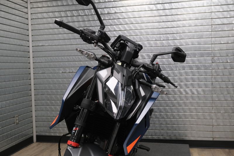 NEW 2026 KTM 390 DUKE Image 9