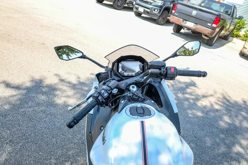 NEW 2026 KAWASAKI NINJA 650 ABS Image 3