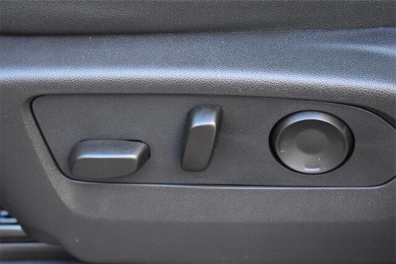 New 2026 Chevrolet Suburban PremierImage 29