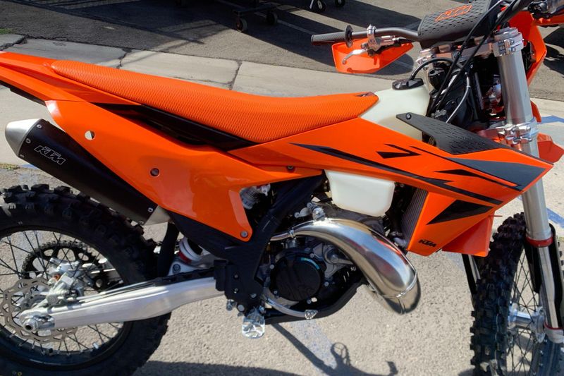 New 2025 KTM 150 XC-W Image 12