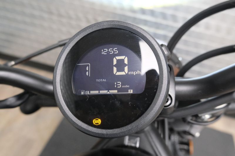 USED 2026 HONDA REBEL 300 E-CLUTCH Image 18