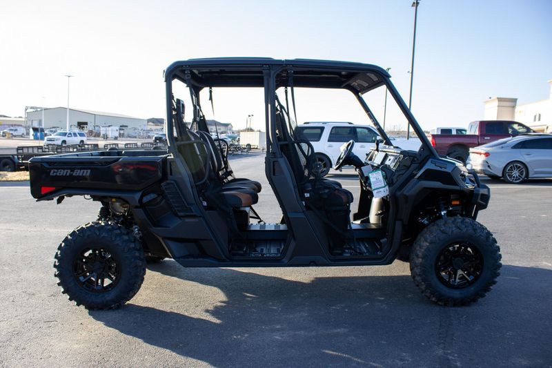 NEW 2026 CAN-AM DEFENDER MAX LONE STAR HD11 Image 2
