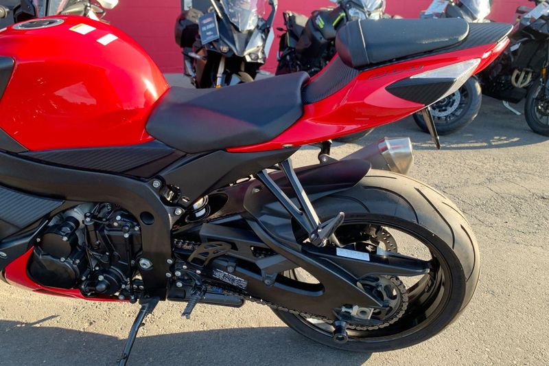 Used 2016 Suzuki GSX-R600L6 CA Image 10