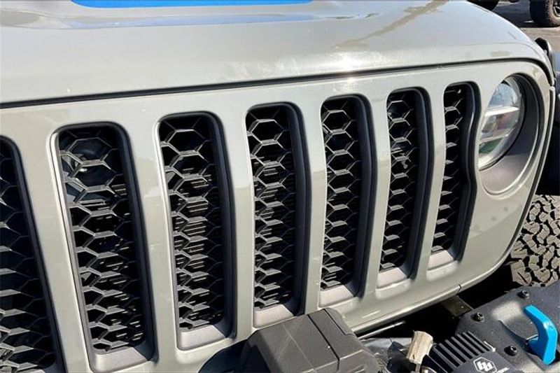 Used 2022 Jeep Wrangler 4xE Unlimited Rubicon 4xeImage 30