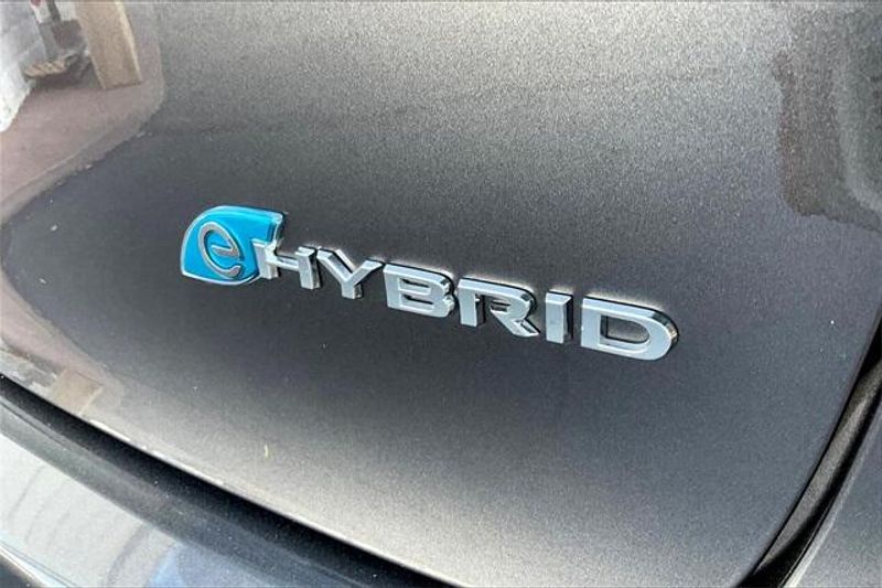 2023 Chrysler Pacifica Hybrid LimitedImage 7