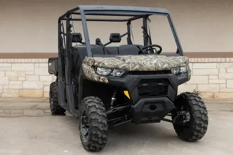 2025 Can-Am DEFENDER MAX DPS HD9 WILDLAND CAMO Image 1