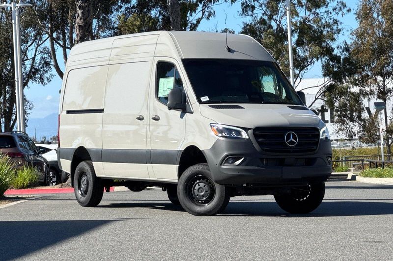 New 2026 Mercedes-Benz Sprinter 2500 Cargo 144 WBImage 2