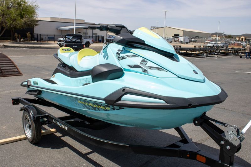 NEW 2025 YAMAHA VX LIMITED HO Image 3