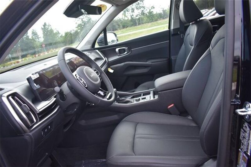 New 2025 Kia Sorento EXImage 25