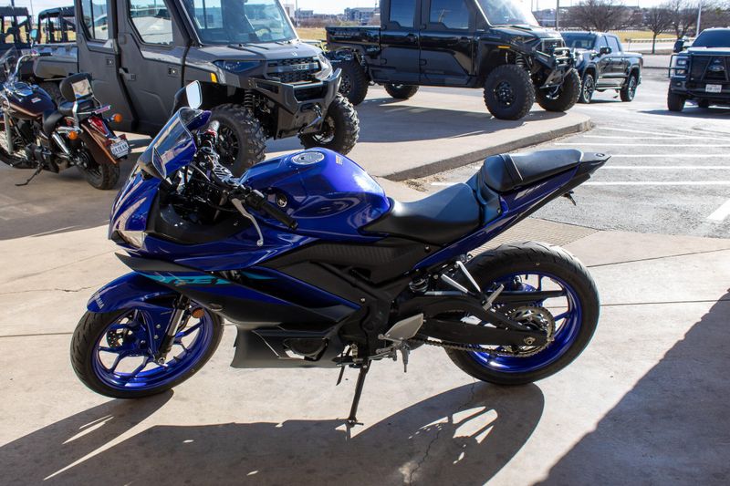 USED 2024 YAMAHA YZFR3 ABS Image 7