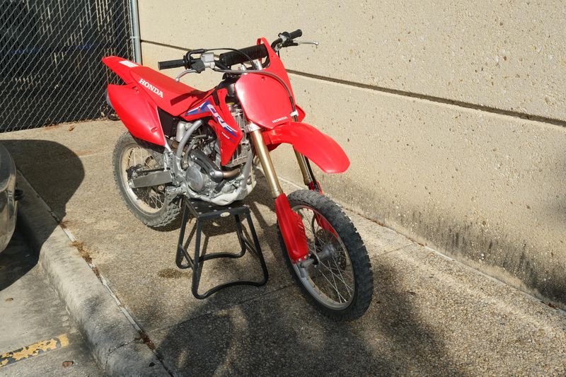 USED 2023 HONDA CRF150RB Image 1