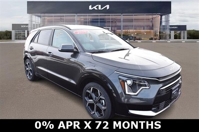 New 2025 Kia Niro EX TouringImage 1