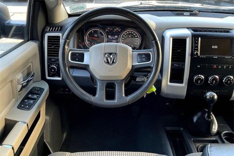 2011 Ram 2500 Big Horn photo 4