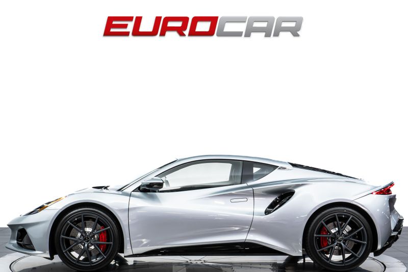 2025 Lotus Emira V6Image 2