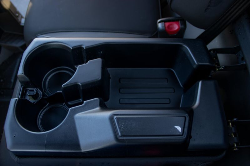 NEW 2026 CAN-AM DEFENDER XT HD11 WITH 1025 INCH TOUCHSCREEN Image 35