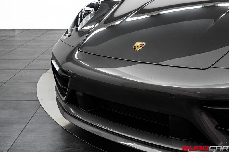 2024 Porsche 911 Carrera 4S *SPORTDESIGN PACK * SUNROOF*Image 11