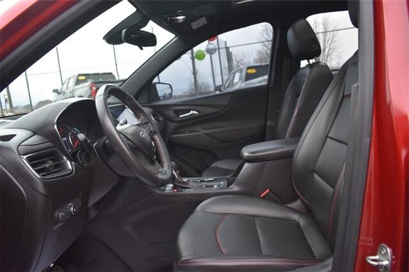 Used 2022 Chevrolet Equinox RSImage 24