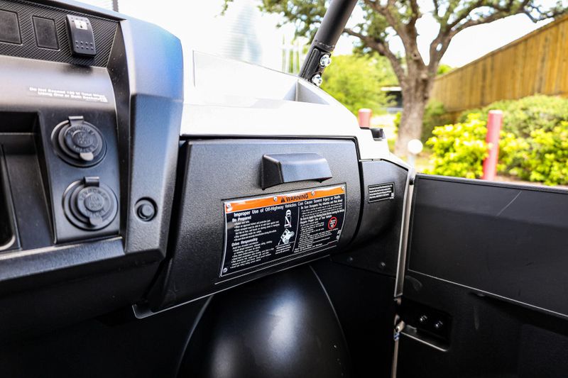 NEW 2026 KAWASAKI MULE PROFXT 1000 LE RANCH EDITION Image 9