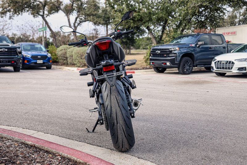 NEW 2025 YAMAHA MT07 Image 14