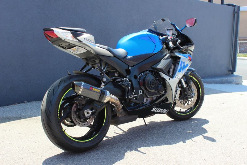 Used 2022 Suzuki GSX-R600ZM2 CA Image 11