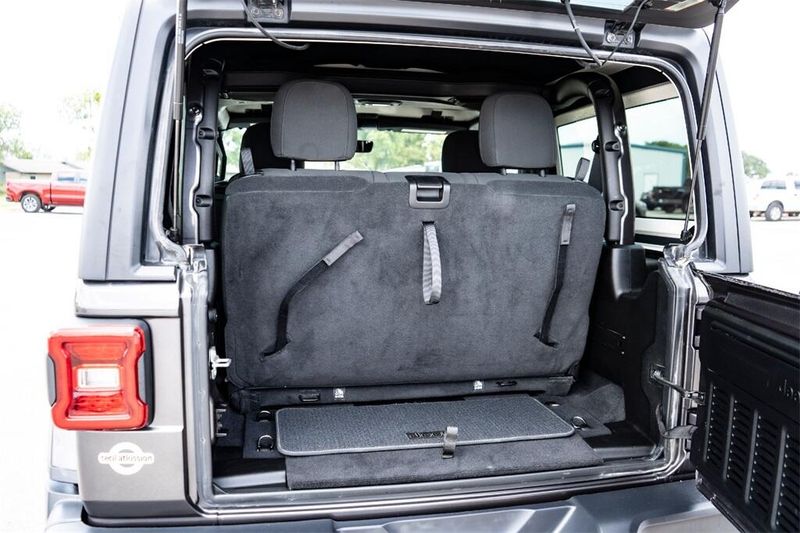 2021 Jeep Wrangler Sport photo 31