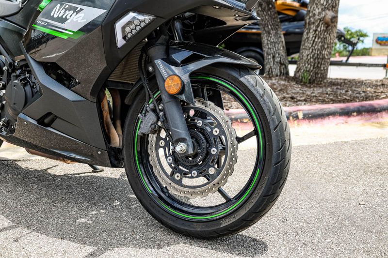 2023 Kawasaki NINJA 400 ABS Image 13