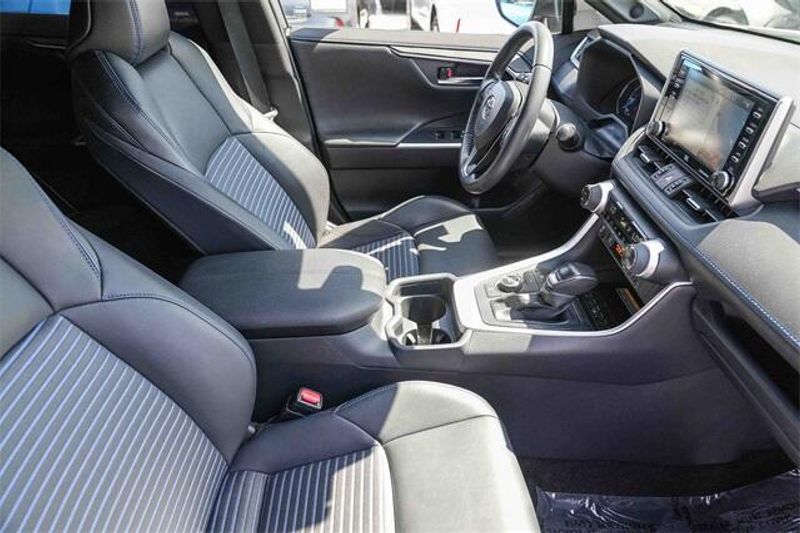 Used 2021 Toyota RAV4 Hybrid XSEImage 17