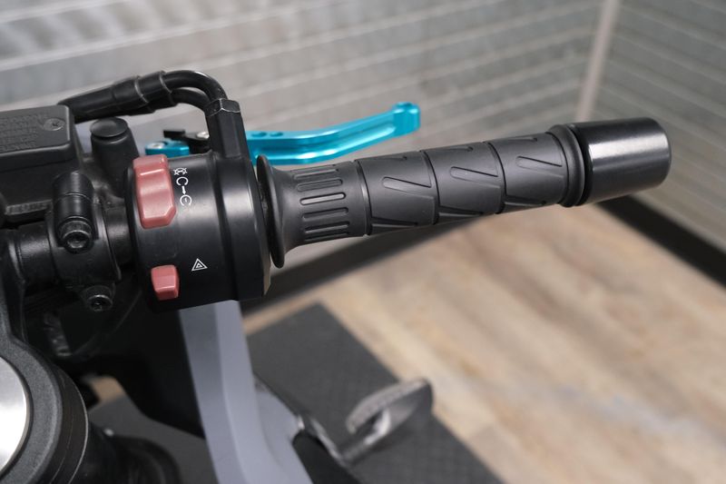 USED 2023 CFMOTO 300SS Image 19