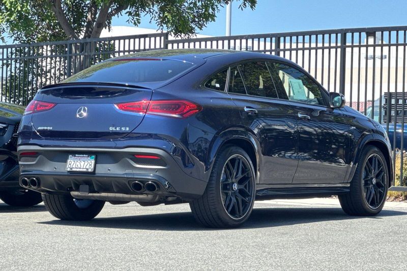 Used 2022 Mercedes-Benz GLE 53 AMGImage 4