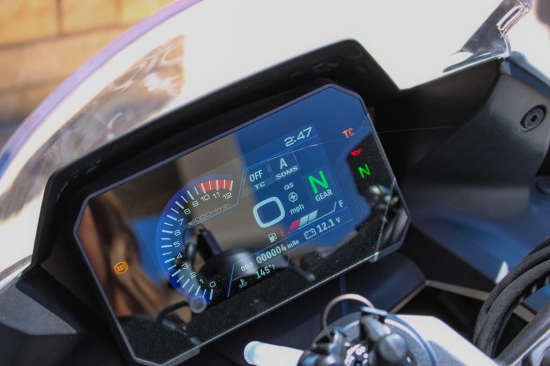NEW 2026 SUZUKI GSX8R Image 17
