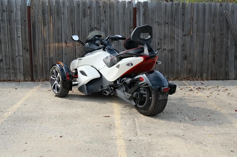 USED 2014 CAN-AM RD SPYDER RS S 991 Image 5