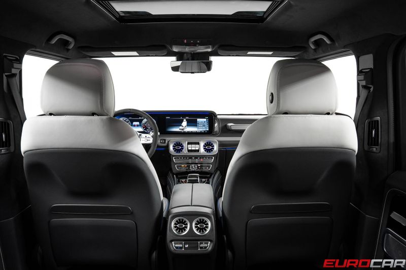 2022 Mercedes-Benz G-Class G 63 AMG 4x4 *AMG NIGHT PACKAGE PLUS * CARBON EXTEImage 29