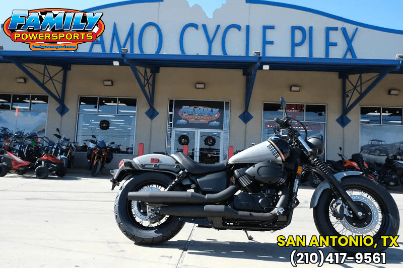 2025 Honda SHADOW PHANTOM ABS DEEP PEARL GRAYImage 1