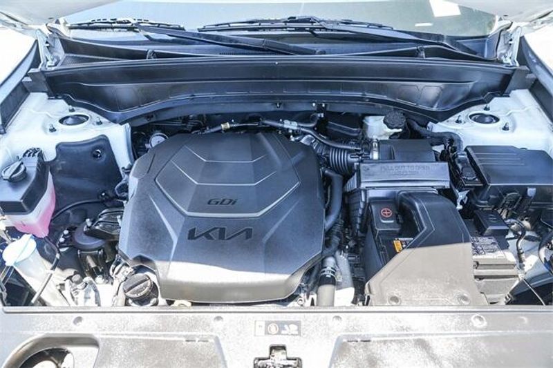 Used 2022 Kia Telluride LXImage 27