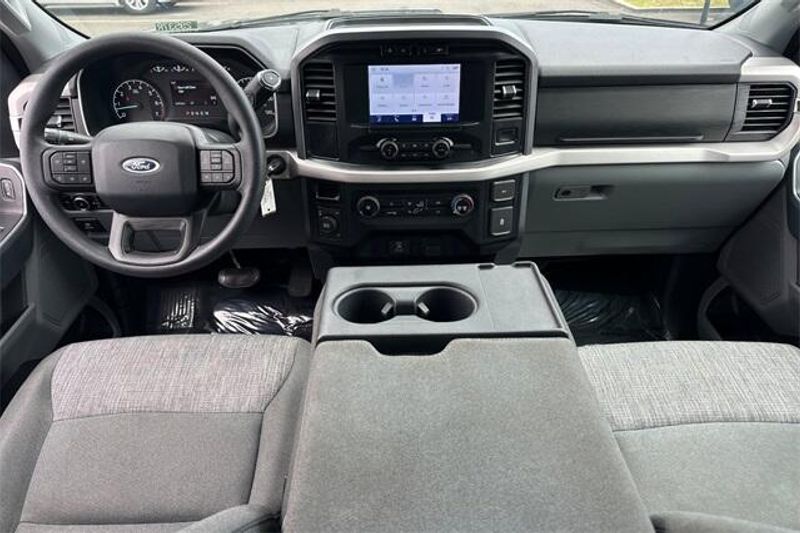 2023 Ford F-150 XLTImage 11