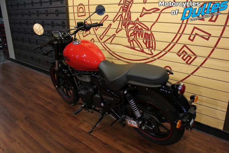 Used 2022 Royal Enfield Meteor 350 Image 6